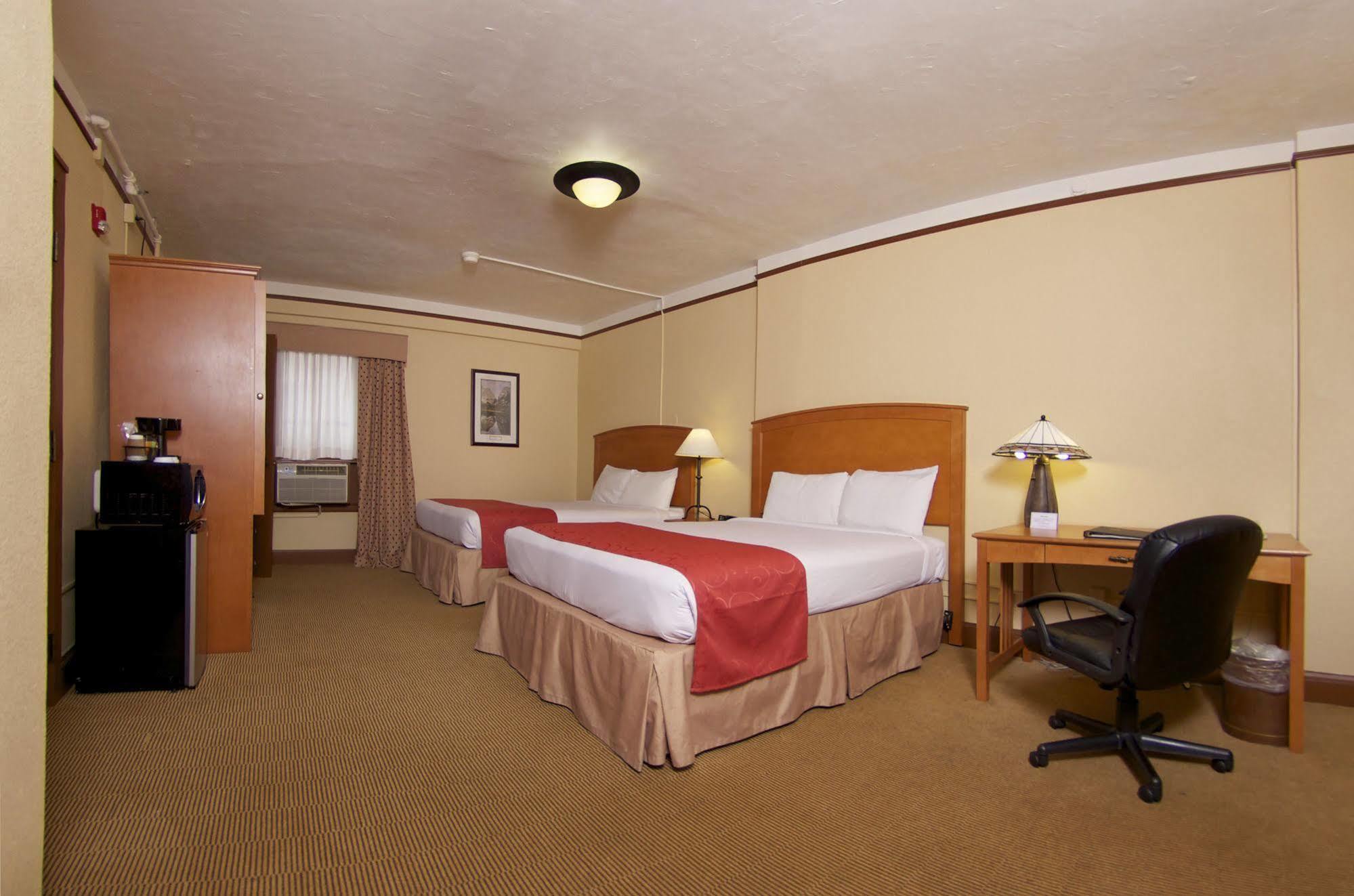 Historic Plains Hotel Cheyenne Exterior photo