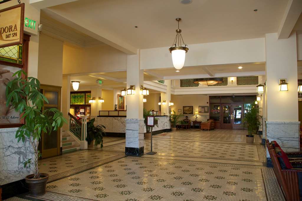 Historic Plains Hotel Cheyenne Interior photo